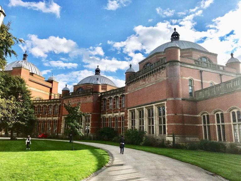 Birmingham Üniversitesi