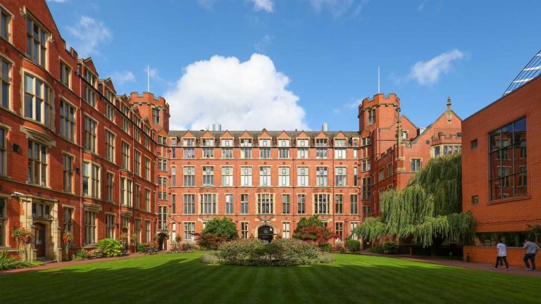 sheffield üniversitesi